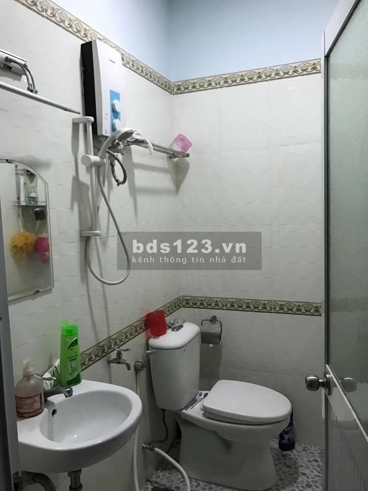 Cho thuê nhà diện tích 100m2 đường Đỗ Xuân Hợp, Quận 9 cũ