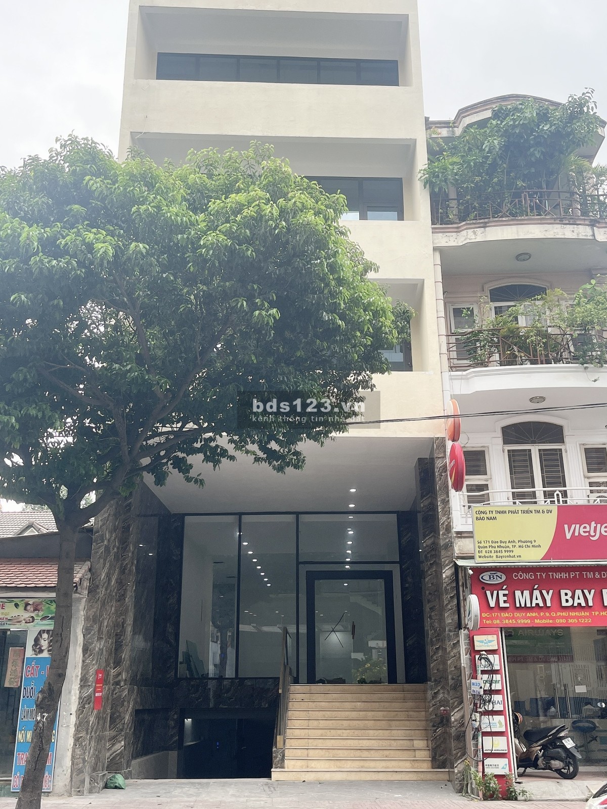 Cho thuê mặt bằng Sân thượng, Rooftop 150m2 đường Đào Duy Anh, Phú Nhuận