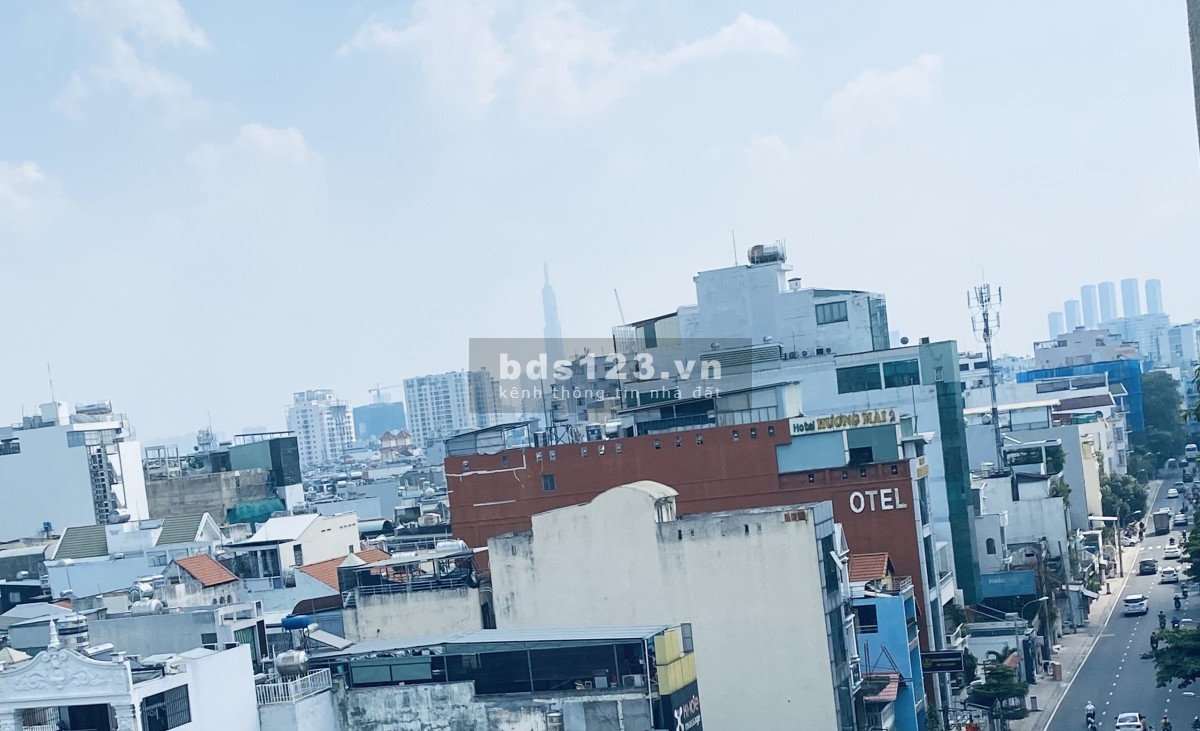 Cho thuê mặt bằng Sân thượng, Rooftop 150m2 đường Đào Duy Anh, Phú Nhuận