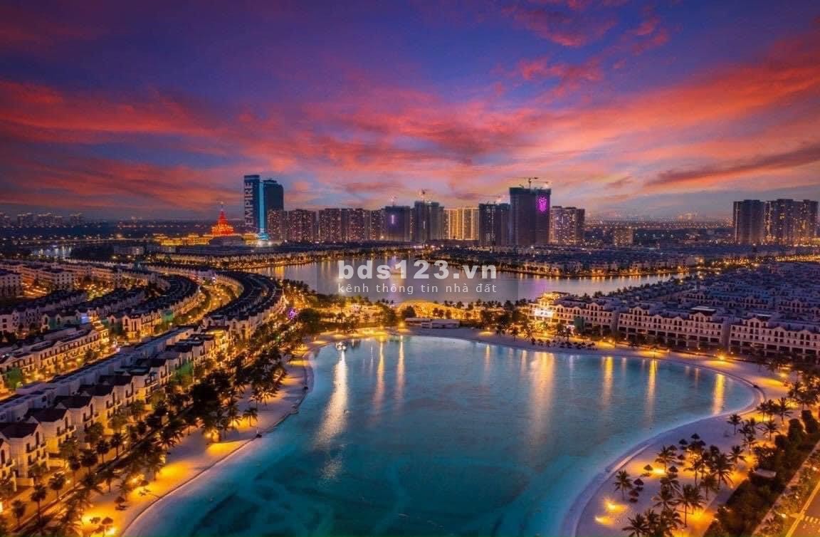 Do cần tiền gấp nên e bán căn 3PN, 2VS 80m2 góc giá 2.3 tỷ tại Vinhomes Ocean Park LH: 0977 484 841