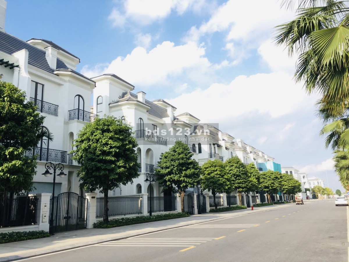 Bán nhà biệt thự song lập Hải Âu, Vinhomes Ocean Park 1, DT 150m² x 3 tầng 1 tum, quận Gia Lâm 2023
