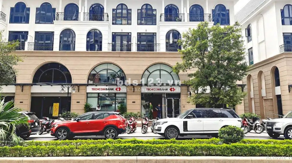 Shophouse 120m2 đối diện 16 toà chung cư cao cấp giá 16.6 tỷ tại Vin Gia Lâm (0985941715)