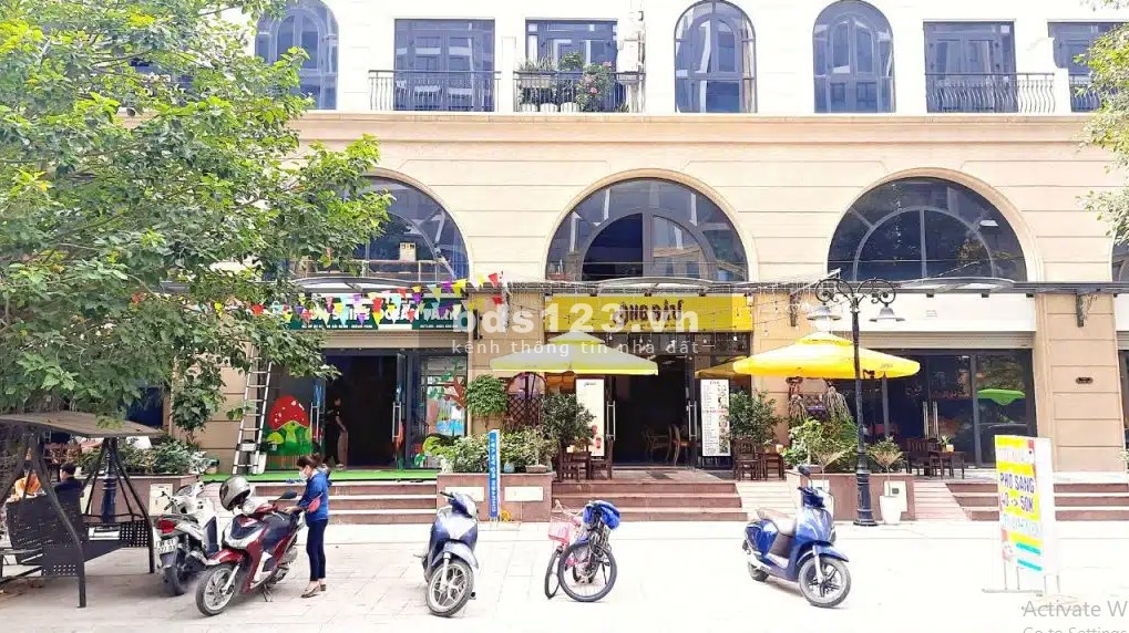 Shophouse 120m2 đối diện 16 toà chung cư cao cấp giá 16.6 tỷ tại Vin Gia Lâm (0985941715)
