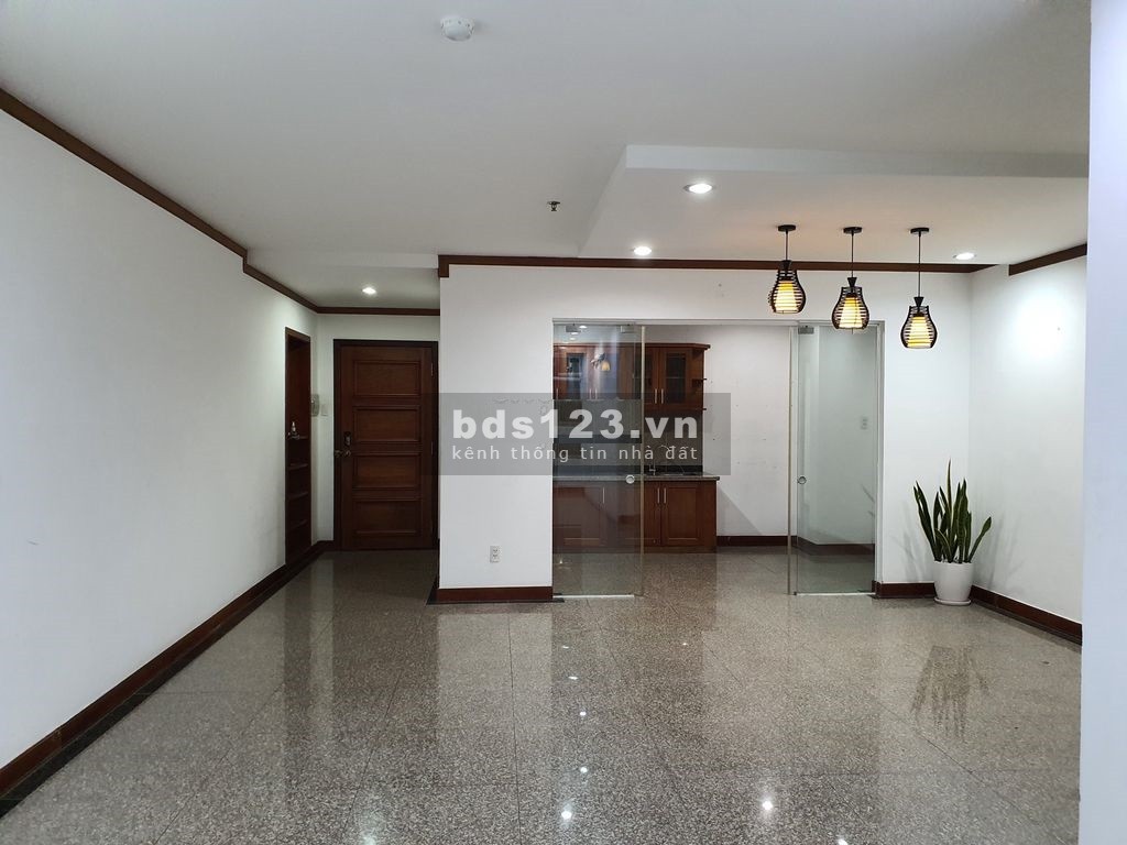 Chung cư Giai Việt Hoàng Anh cần cho thuê, số 856 Tạ Quang Bửu phường 5, Quận 8