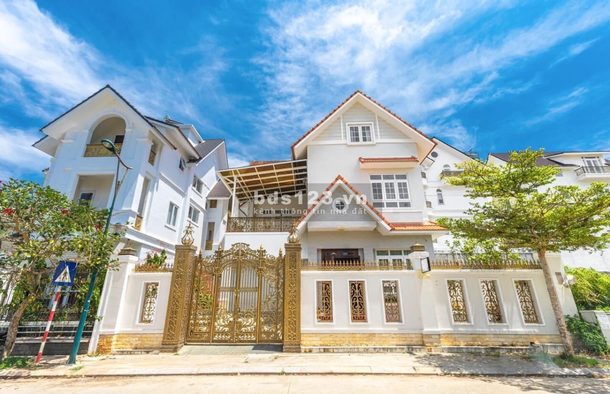Biệt thự trung tâm Đà Lạt, phường 1 Golf Valley lh 0929261465
