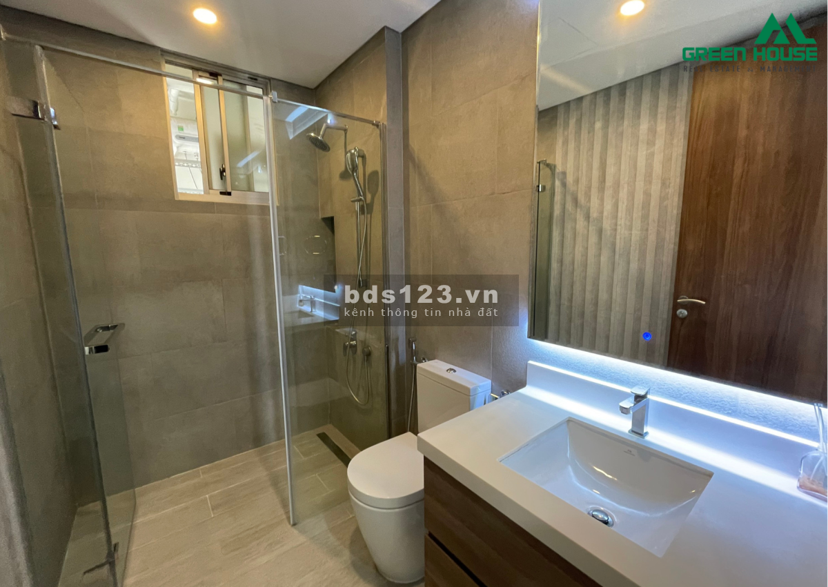 Căn hộ cao cấp Midtown Phú Mỹ Hưng 2 phòng ngủ, đầy đủ nội thất, view thoáng