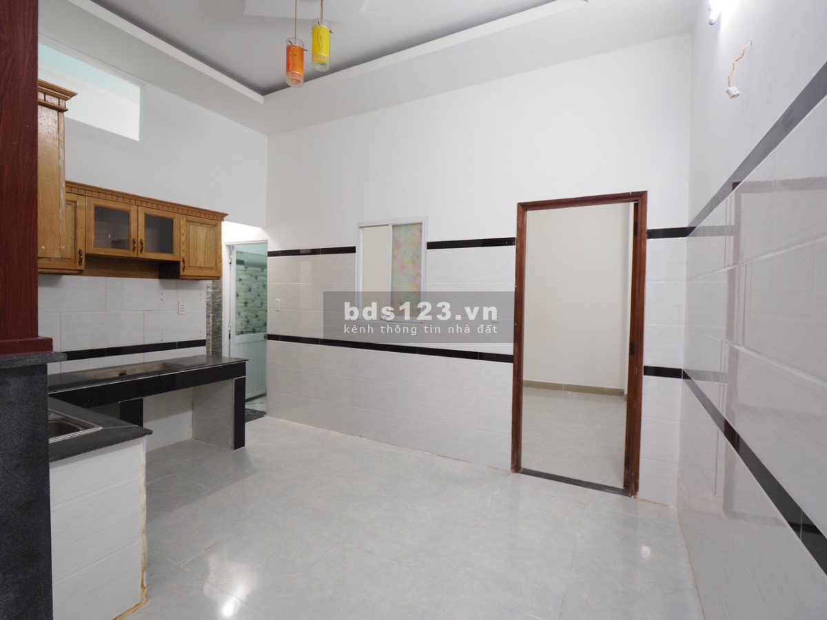 Bán nhà hẻm xe hơi 1 trệt 1 lầu đường Thiên Quang Xã Trung Chánh Hóc Môn