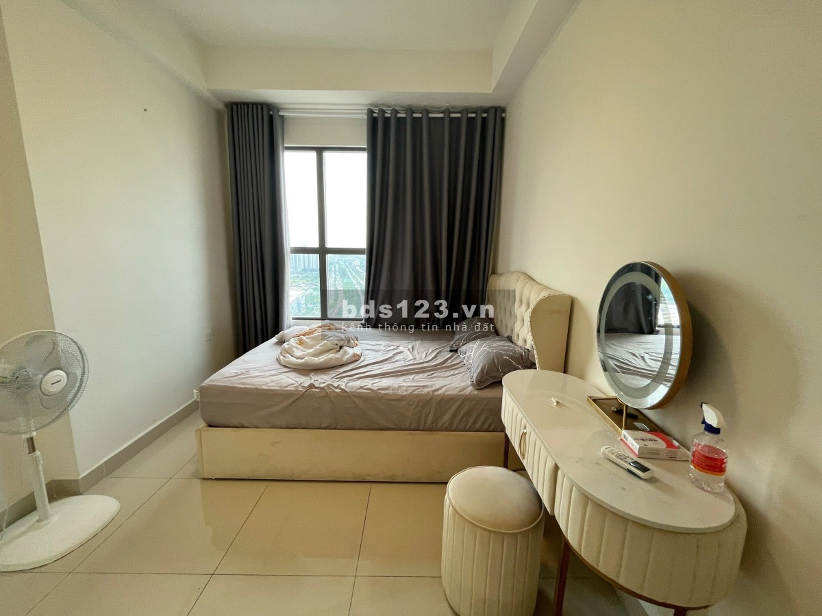 Cho thuê căn hộ 1PN mới ra duy nhất The Sun Avenue lh 0902668806