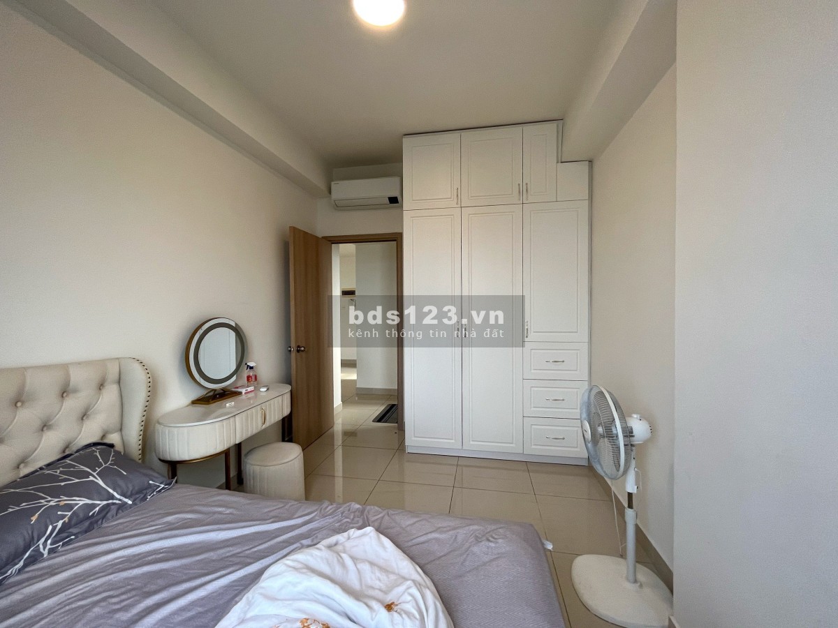 Cho thuê căn hộ 1PN mới ra duy nhất The Sun Avenue lh 0902668806