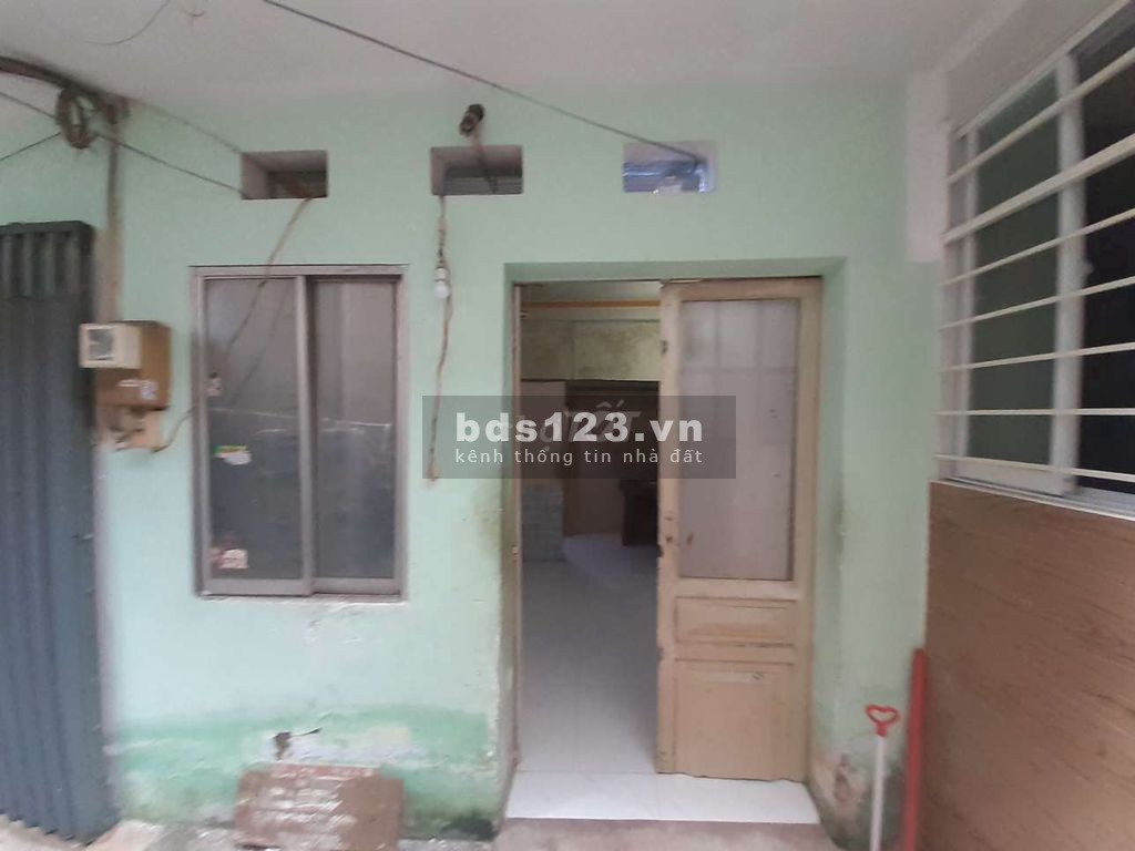 Nhà chính chủ bán nhanh giá 630 triệu, nhà trống, dtsd 12m2, khu an ninh