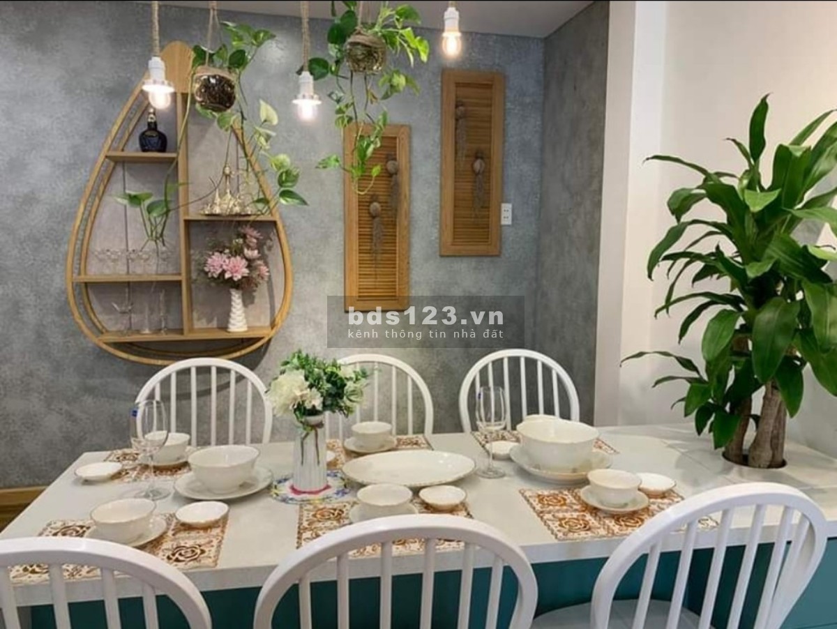 Bán gấp nhà HXH Nhật Tảo, Quận 10, DT 36m² x 3 Lầu, giá 5,9 tỷ, TL