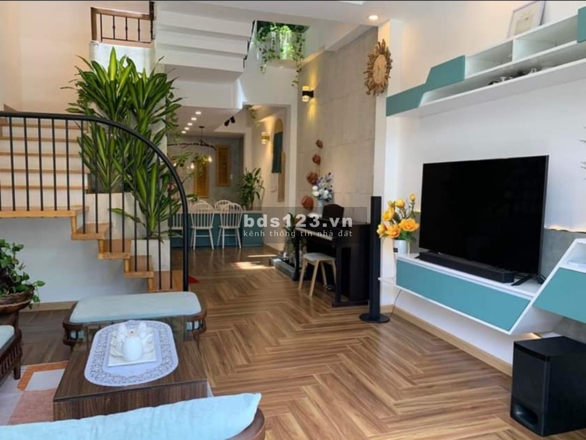 Bán gấp nhà HXH Nhật Tảo, Quận 10, DT 36m² x 3 Lầu, giá 5,9 tỷ, TL