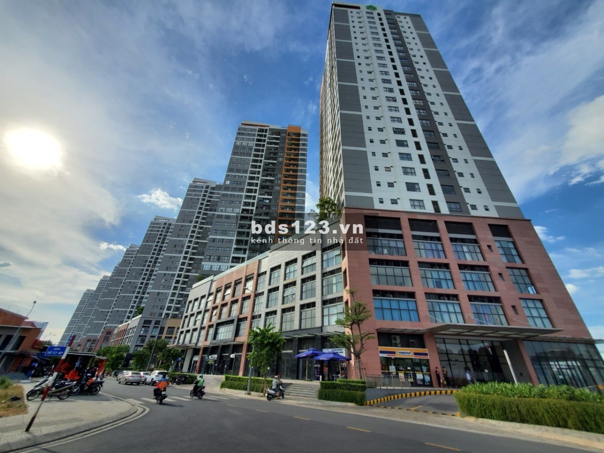 Cho thuê văn phòng Offictel The Sun Avenue 11 triệu/tháng, sẵn bàn ghế, DT 50m², 15 - 20 người ngồi