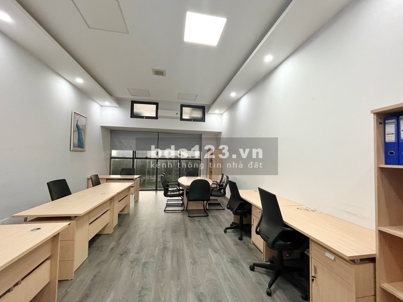 Cho thuê văn phòng Offictel The Sun Avenue 11 triệu/tháng, sẵn bàn ghế, DT 50m², 15 - 20 người ngồi