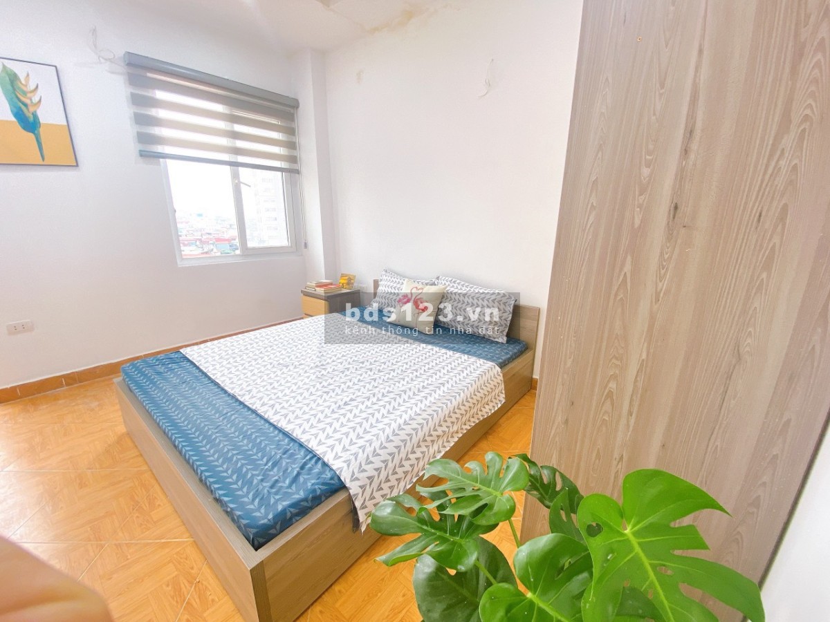 Bán căn hộ L02 2 phòng ngủ dt 48m2, giá 979 triệu, Khâm Thiên, Văn Chương Văn Miếu