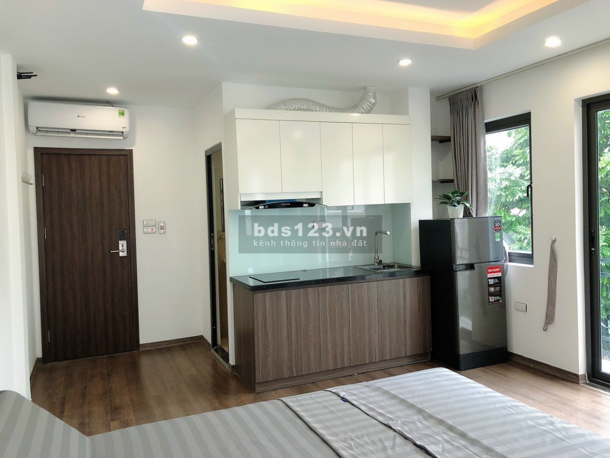 Bán căn hộ L02 2 phòng ngủ dt 48m2, giá 979 triệu, Khâm Thiên, Văn Chương Văn Miếu