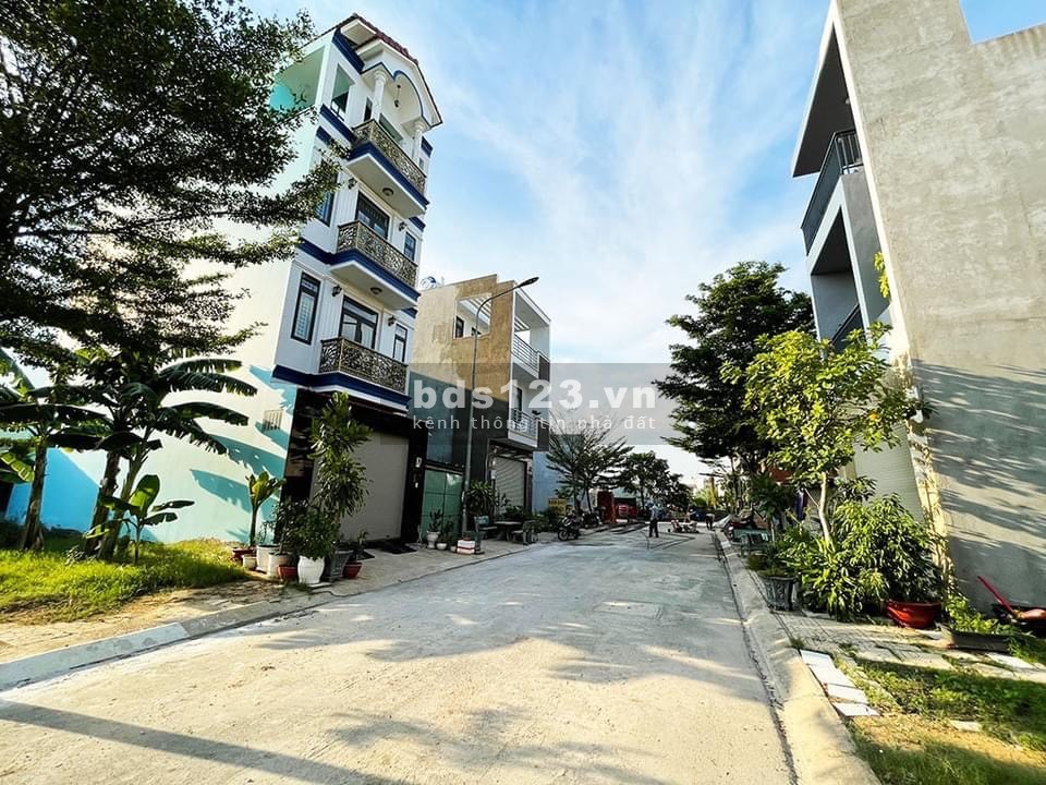 Chính chủ cần bán đất Đường Hồ Học Lãm, An Lạc, Bình Tân, Giá 2.3tỷ 80m2, thổ cư, sổ hồng