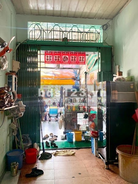 Bán nhà riêng ngay mặt tiền Bình Tiên Quận 6, DT 34m², ngộp BANK