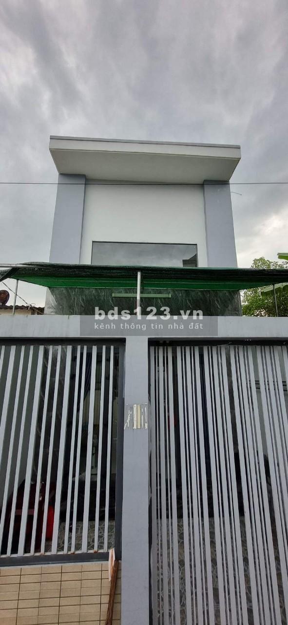 Bán nhà trung tâm thị trấn Hóc Môn, diện tích 72m², giá chỉ 3,3 tỷ