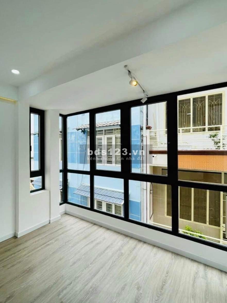 Bán nhà Phường 11, quận Phú Nhuận, diện tích 62m², nhỉnh giá 4 tỷ