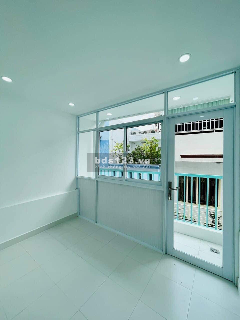 Bán nhà Phường 11, quận Phú Nhuận, diện tích 62m², nhỉnh giá 4 tỷ