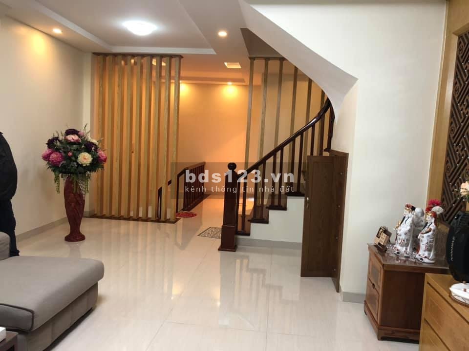 BÁN NHÀ - Ô TÔ ĐỖ CỬA - CHỦ TỰ XÂY - LÊN TẦNG THOẢI MÁI - DT 48M² - GIÁ 4,33 TỶ