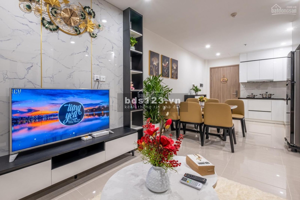 Cần tiền bán căn hộ 3PN 2WC S=80m2 giá 2.29 tỷ tại Vinhomes Ocean Park Gia Lâm HN