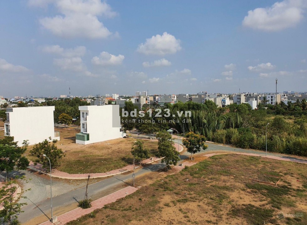 Đất nền ngay KDC Bình Nguyên, Dĩ An, Bình Dương, giá TT từ 1.6 tỷ/100m2, SHR, LH: 0344000467