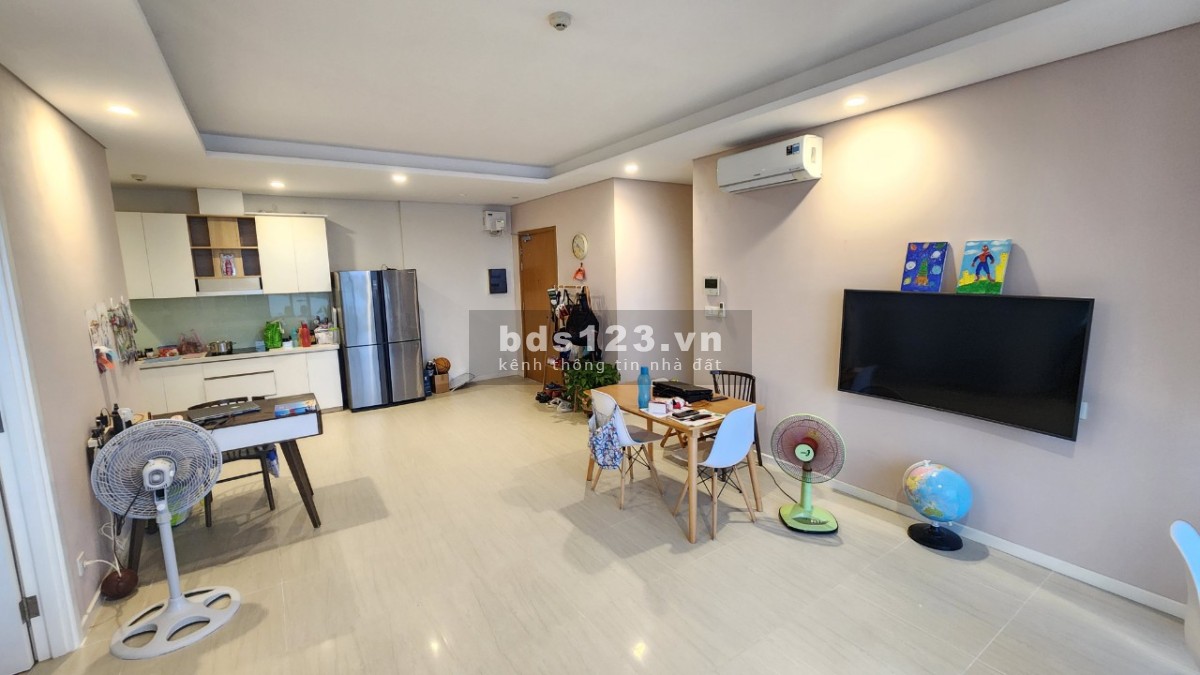 Cho thuê 2pn nhà trống view trực diện sông chỉ 1 căn duy nhất dọn vào ngay đón tết năm mới
