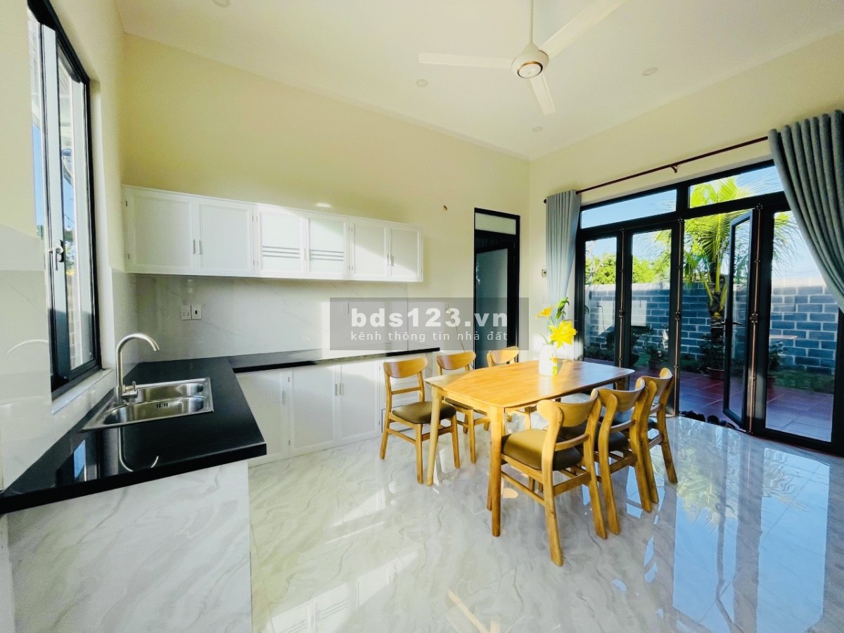 Bán nhà vườn tại Thôn 8, Xã Cư Êbur, TP Buôn Ma Thuột, DT 14 x 85m, Giá 1 Tỷ 690 Triệu