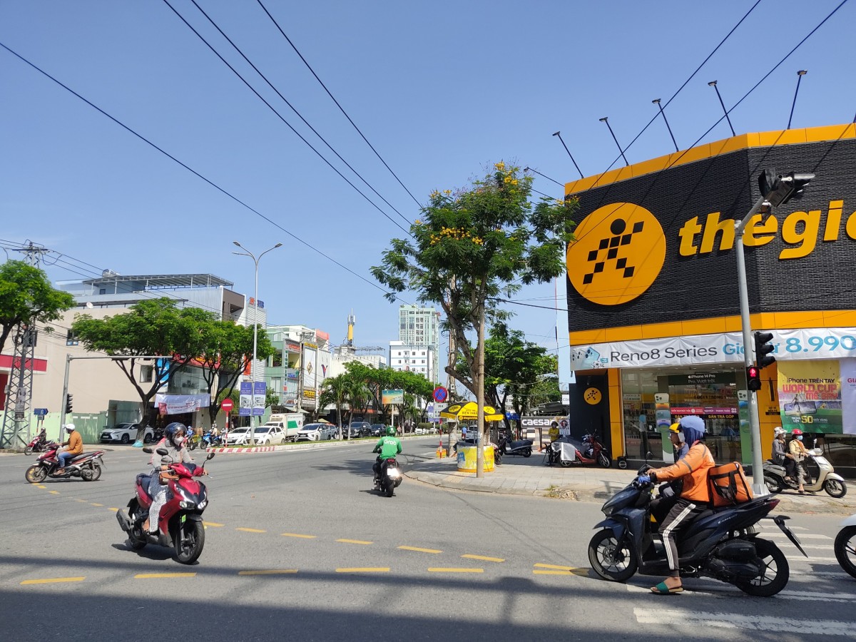 Bán đất tặng nhà ngay đường Tiểu La, DT 97m², giá chỉ 29 triệu/m², LH ngay