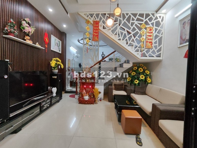 Bán gấp Nhà phố 3 tầng xoay tiền chơi lớn mùa World Cup LH ngay