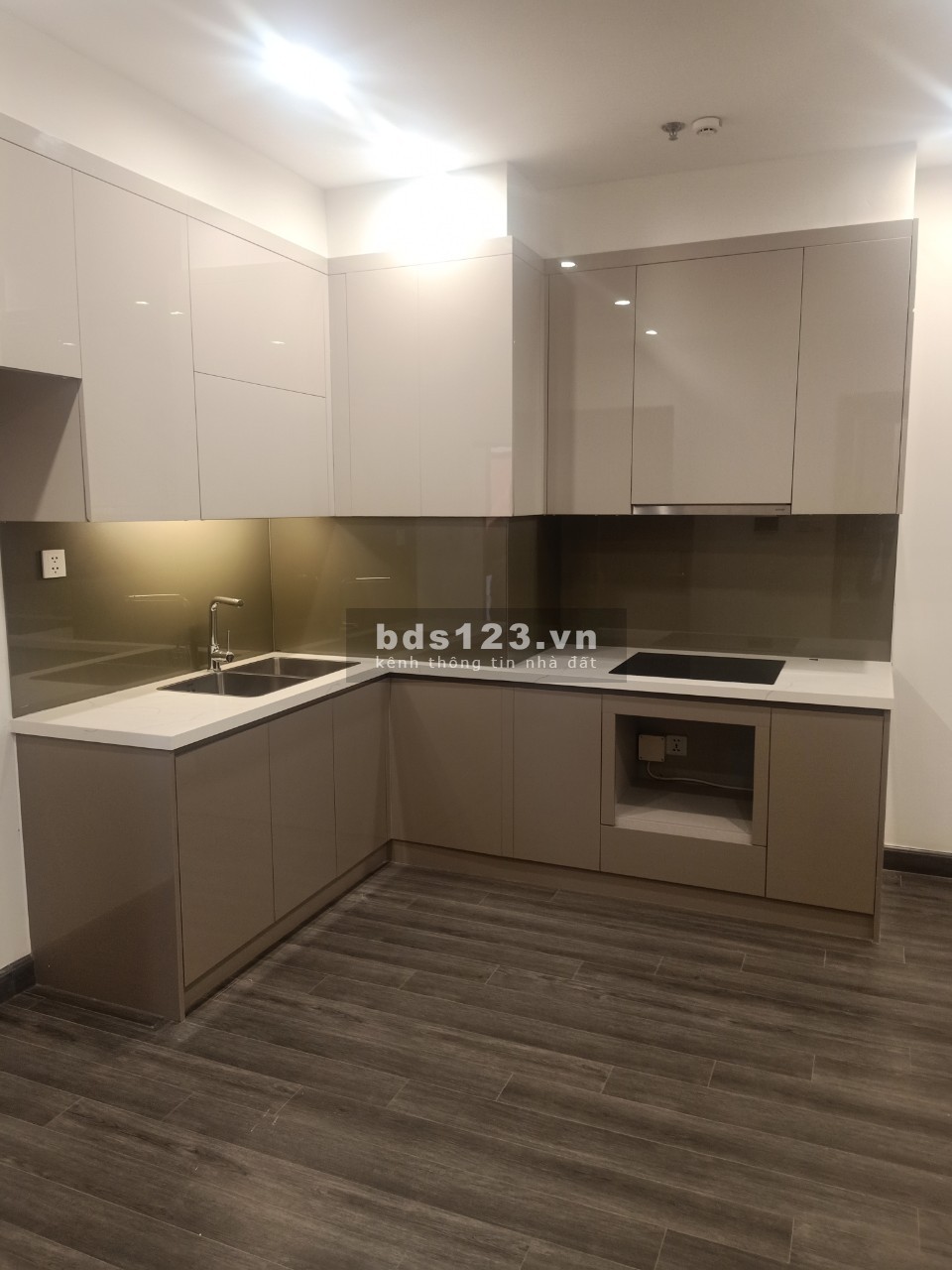 Căn hộ Studio 32,7m2 tòa TK2 view nội khu, full nội thất Vinhomes Smart City giá 1.48 Tỷ