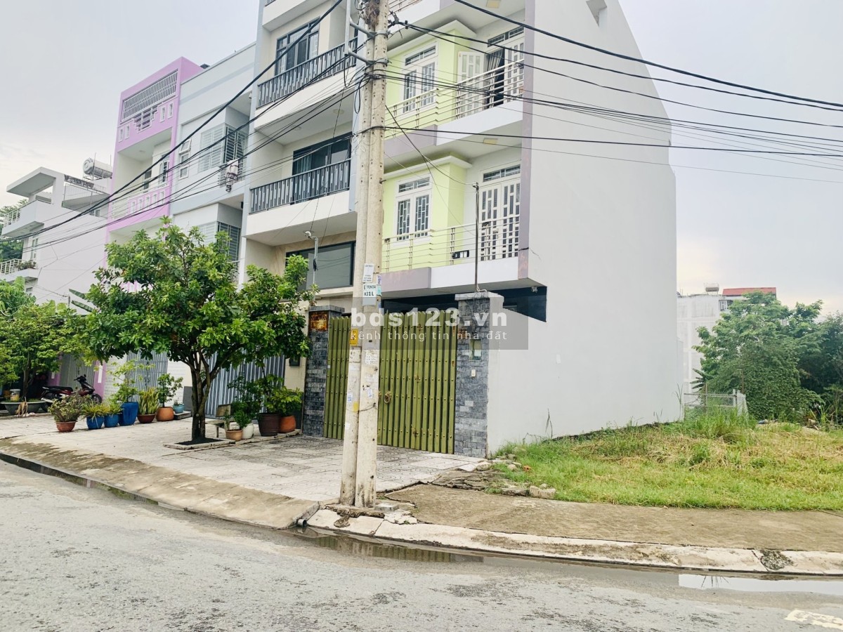 Thanh lý giá rẻ ngay đường Số 18, Hiệp Bình Chánh, Thủ Đức,Gần TTTM Giga Mall,DT 119m2,Giá 2tỷ6,SHR