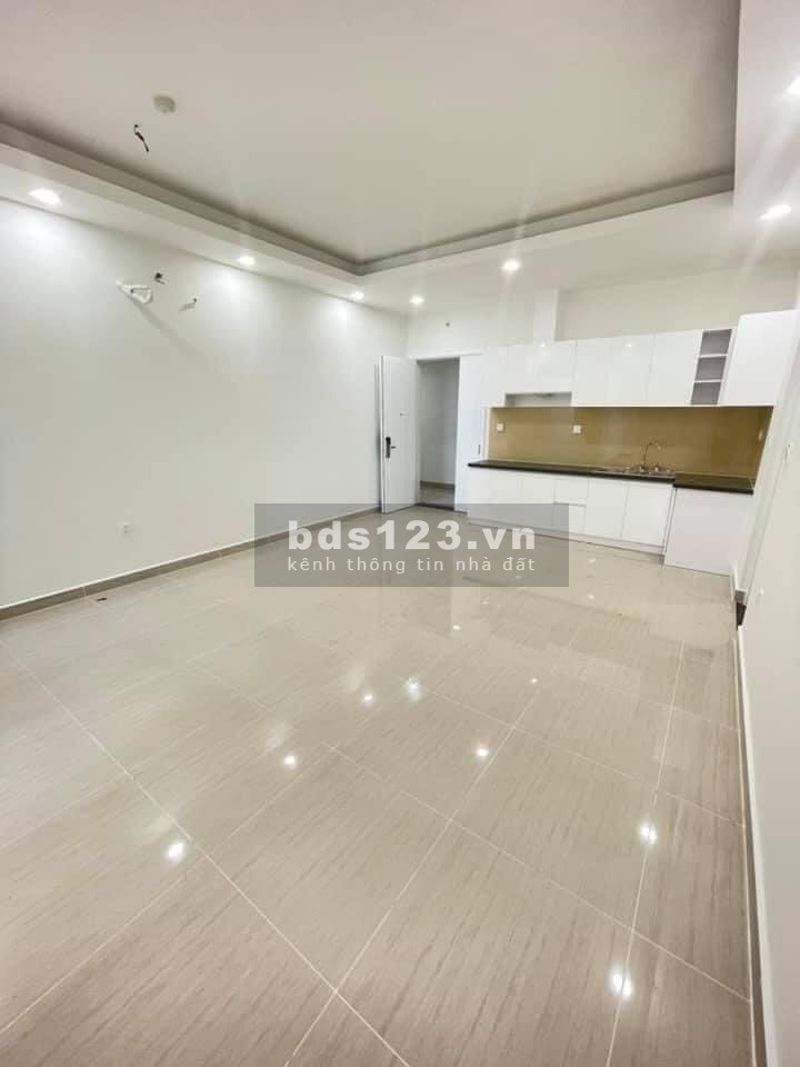 Cho thuê 1PN 1WC có nội thất 8 triệu/tháng - C/c Moonlight Boulevard ngay bến xe Miền Tây.