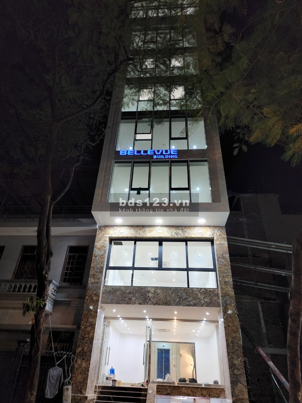 Cho thuê nhà mới nguyên căn 8 tầng mặt đường Ngụy Như Kon Tum, Thanh Xuân