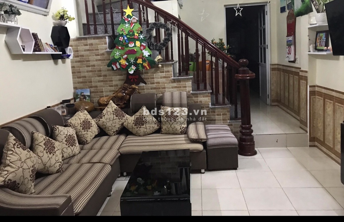 Bán nhà chính chủ trung tâm hành chính Bắc Từ Liêm, DT 48m² x 5 tầng, giá 3,35 tỷ