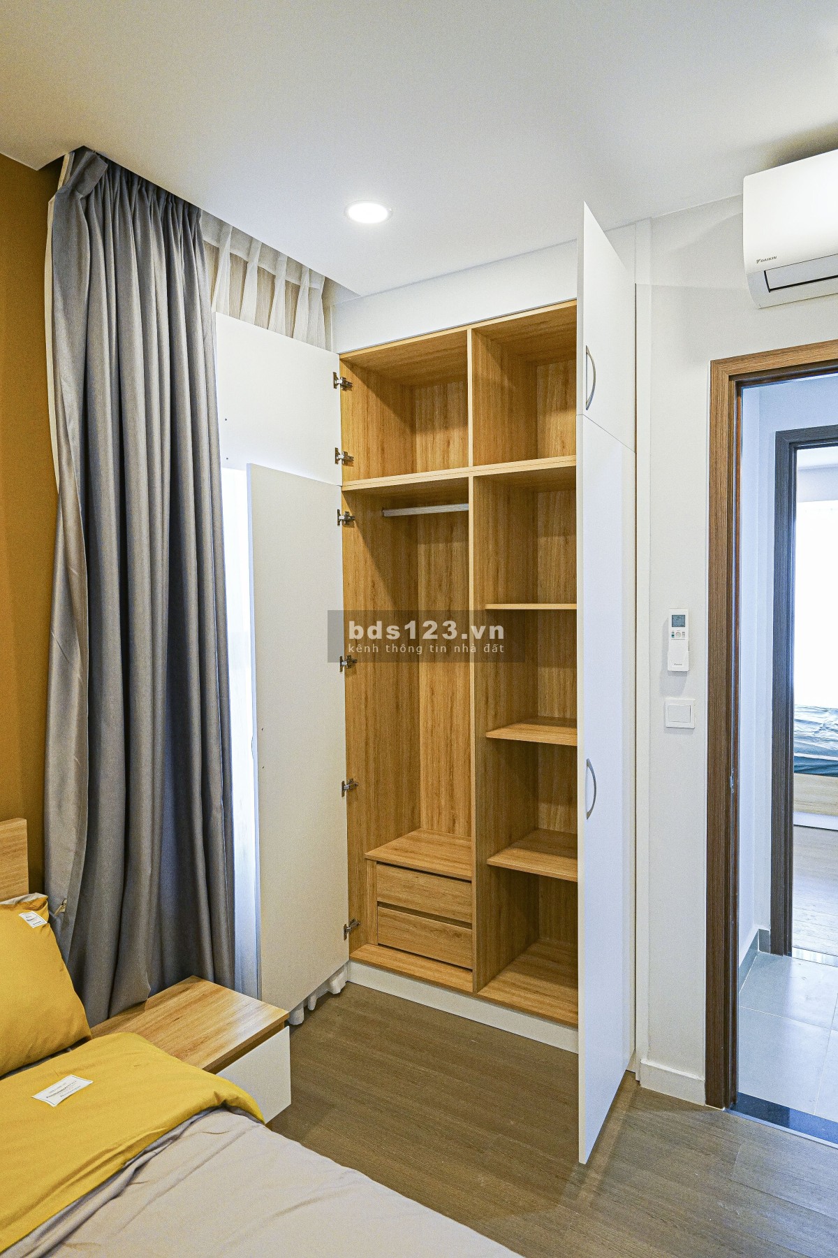 Cho Thuê Gấp Căn Hộ River Panorama 3PN2WC Full Nội Thất Decor Đẹp Giá Chỉ 15 Triệu