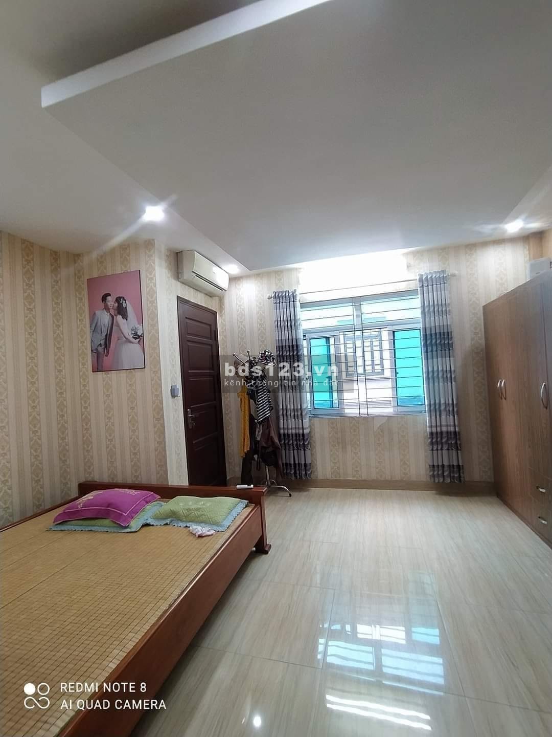 Bán nhà ngõ Quỳnh phố Thanh Nhàn, 30m ra ô tô ngõ ba gác, DT 31m² x 4 tầng, giá chỉ 3,4 tỷ