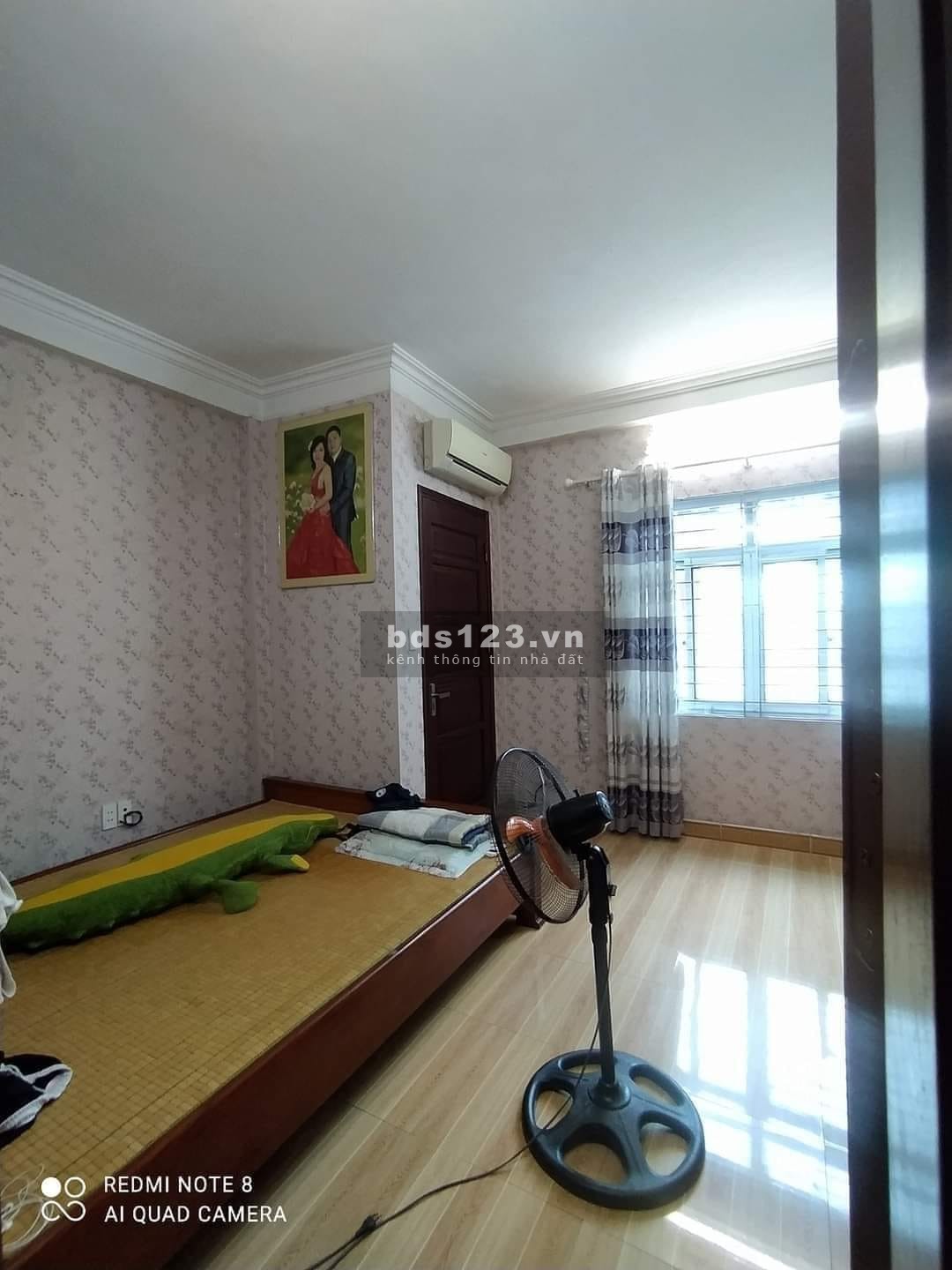 Bán nhà ngõ Quỳnh phố Thanh Nhàn, 30m ra ô tô ngõ ba gác, DT 31m² x 4 tầng, giá chỉ 3,4 tỷ