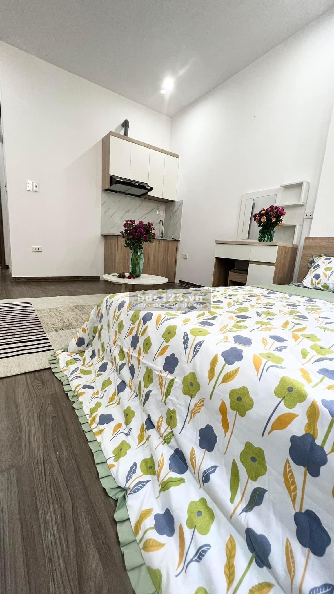 Bán nhà nguyên căn VIP mới đẹp, Yên Hoà, Cầu Giấy, DT 50m² x 5 tầng, giá chỉ 7 tỷ