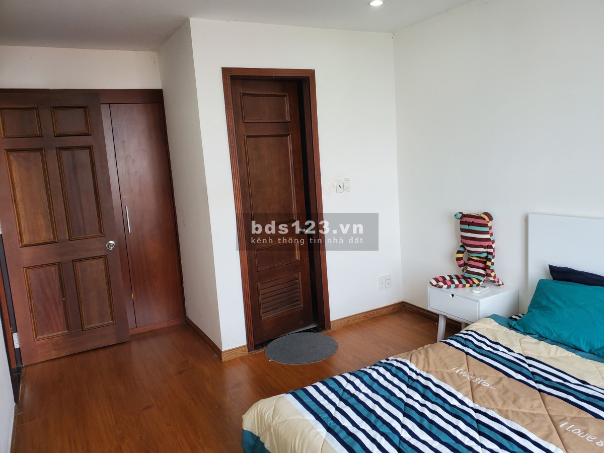 Tôi cần cho thuê nhanh căn hộ Giai Việt Quốc Cường số 854 Tạ Quang Bửu
