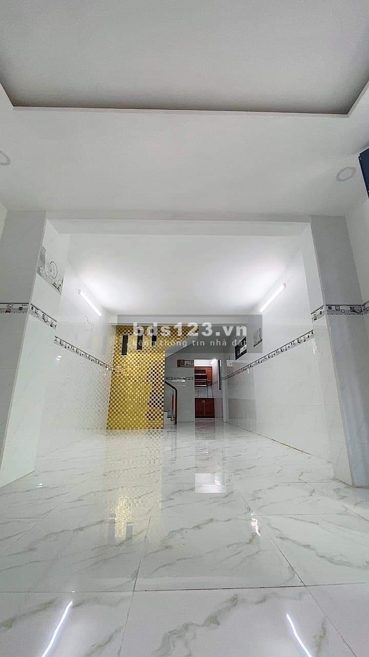 Bán nhà HXH mới tinh Tân Bình, xe hơi đỗ cửa, DTSD 50m² x 3 tầng, 5 PN, giá 7,03 tỷ