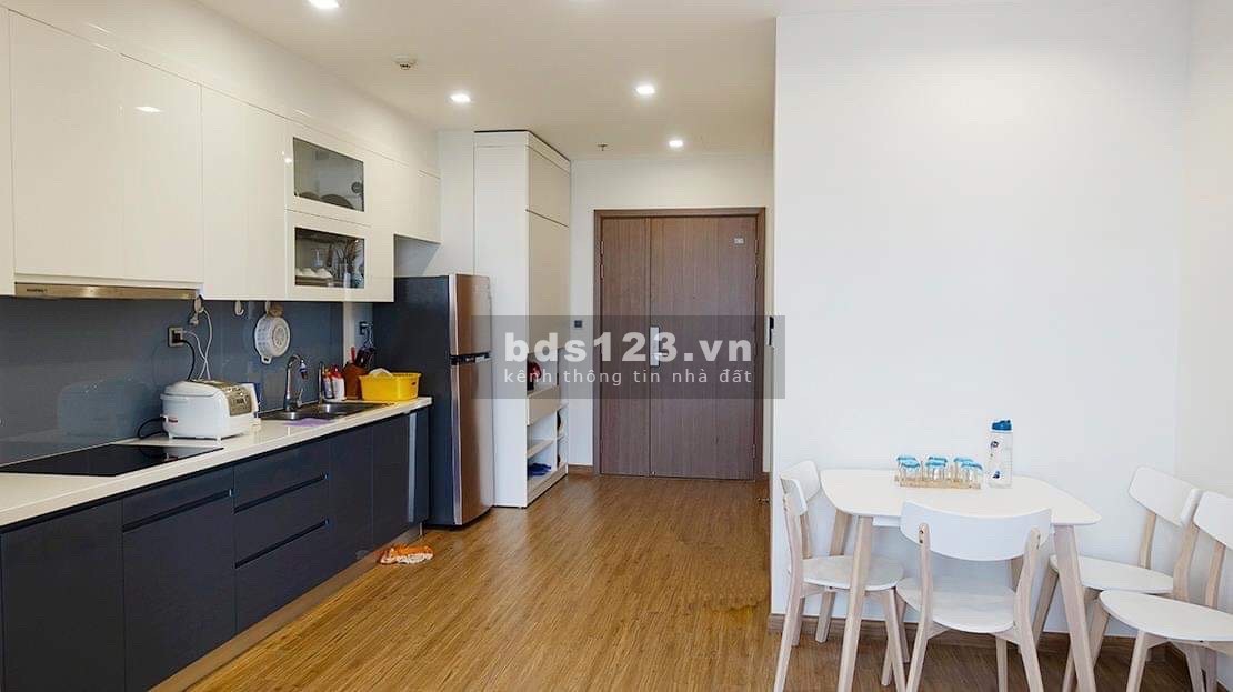 Bán căn hộ tầng cao tòa vinhomes metropolis tòa M3
