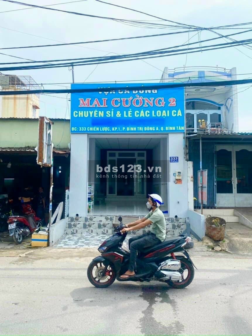 Bán căn nhà mặt tiền chợ, giá 9,8 tỷ, LH 0938889337