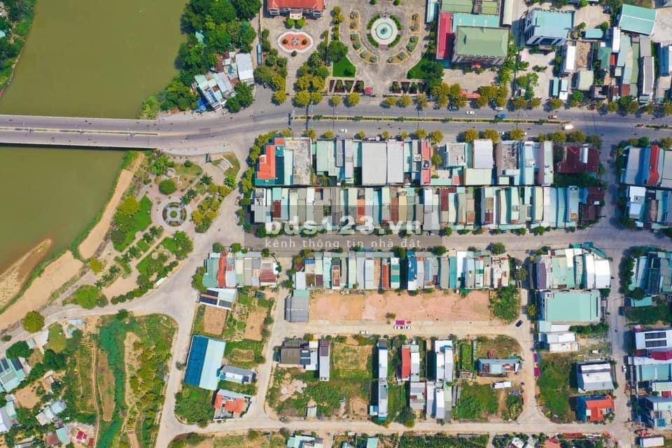 Nguyễn Tất Thành, Thị Trấn Ái Nghĩa- Đại Lộc- Quảng Nam