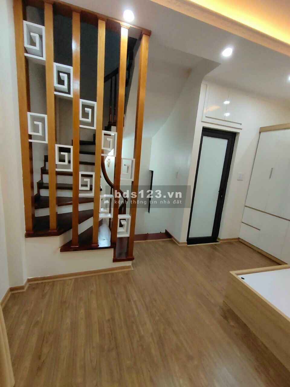 Bán nhà mới xây Phúc Lý, Bắc Từ Liêm, DT 32m² x 5 tầng, full nội thất