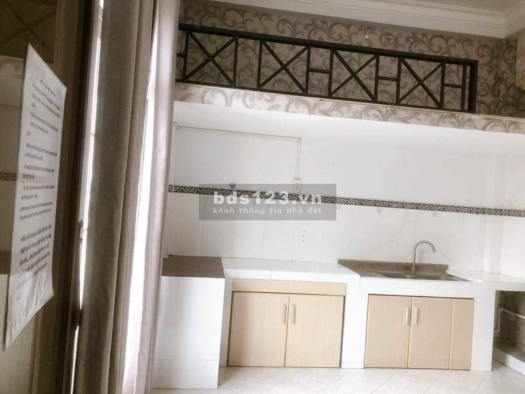 Bán nhà đường Trường Chinh, DTSD 76m², giá 9 tỷ 9