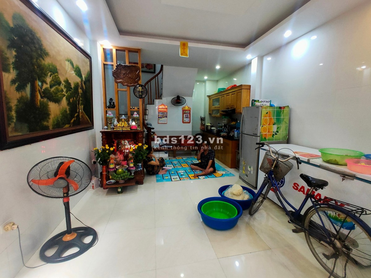 Bán nhà An Dương Vương mới đẹp, an ninh đảm bảo, DT 43m², giá 5,5 tỷ