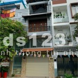 Bán nhà đường 81, phường Tân Quy, Quận 7, DT 4,5 x 24m, 1 trệt lửng 2 lầu ST